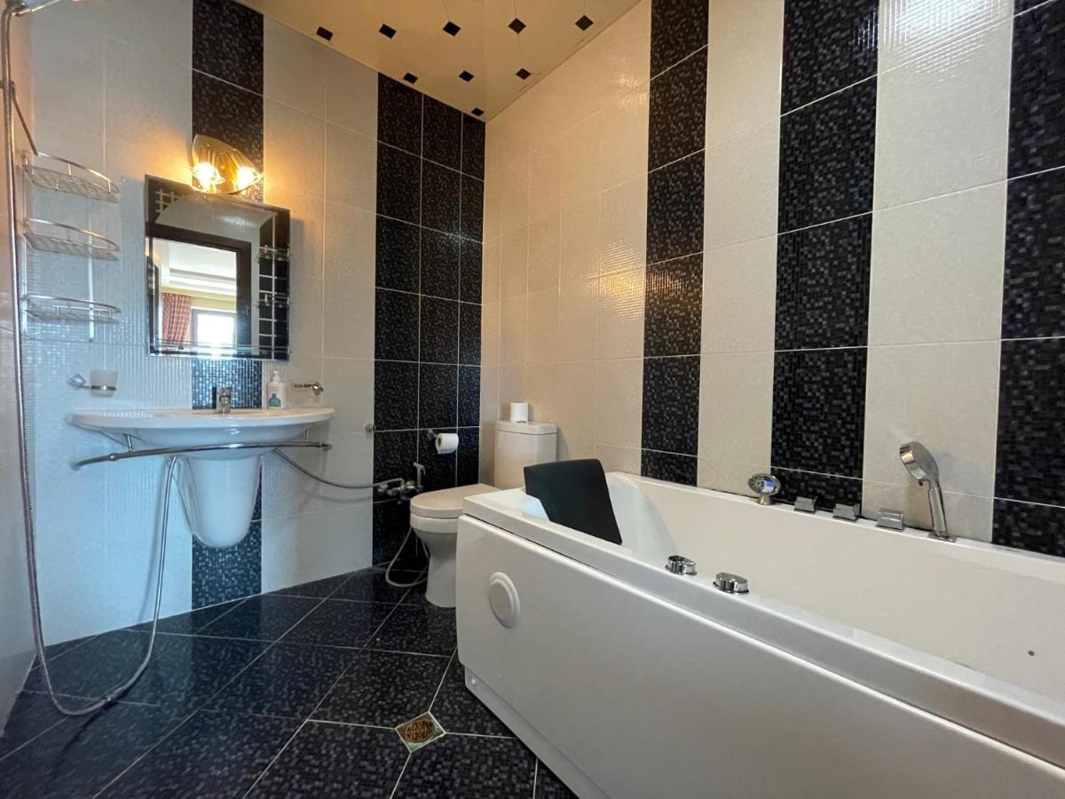 Megafun Apartment Баку Екстериор снимка